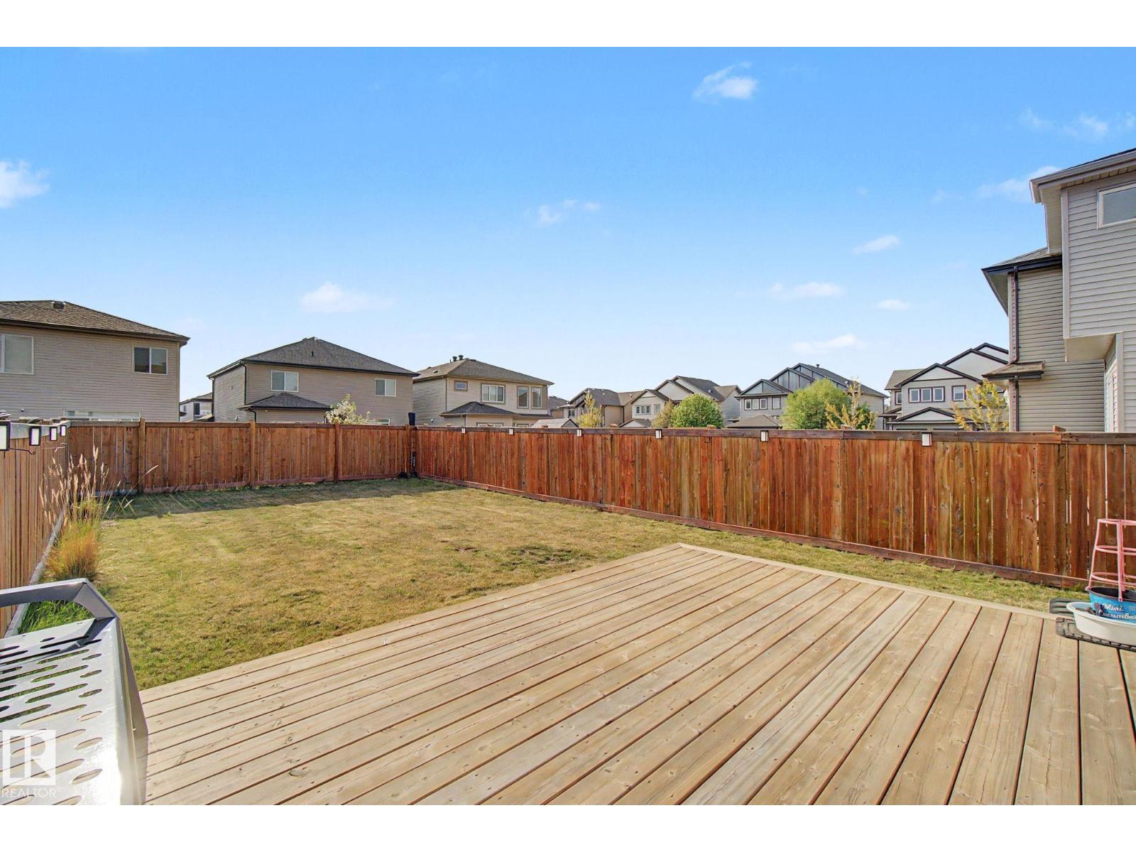 812 176 ST SW - 36