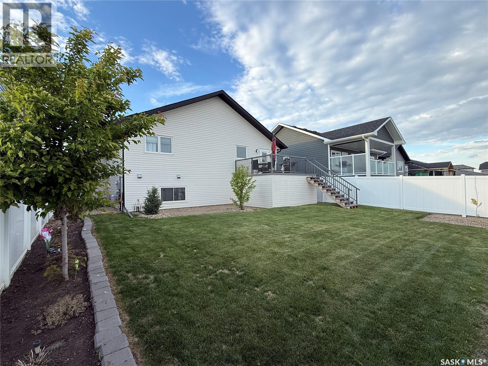 715 SCOTT CRESCENT — photo 27