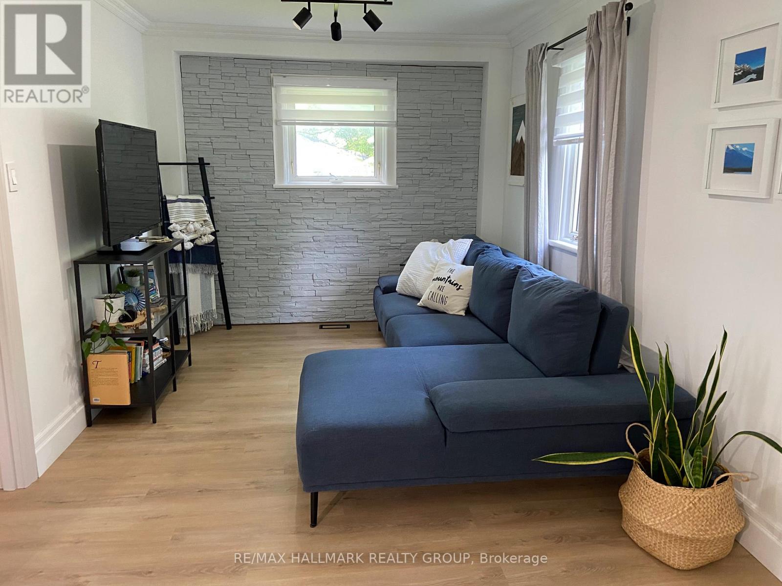 2545 MARKET STREET - 10