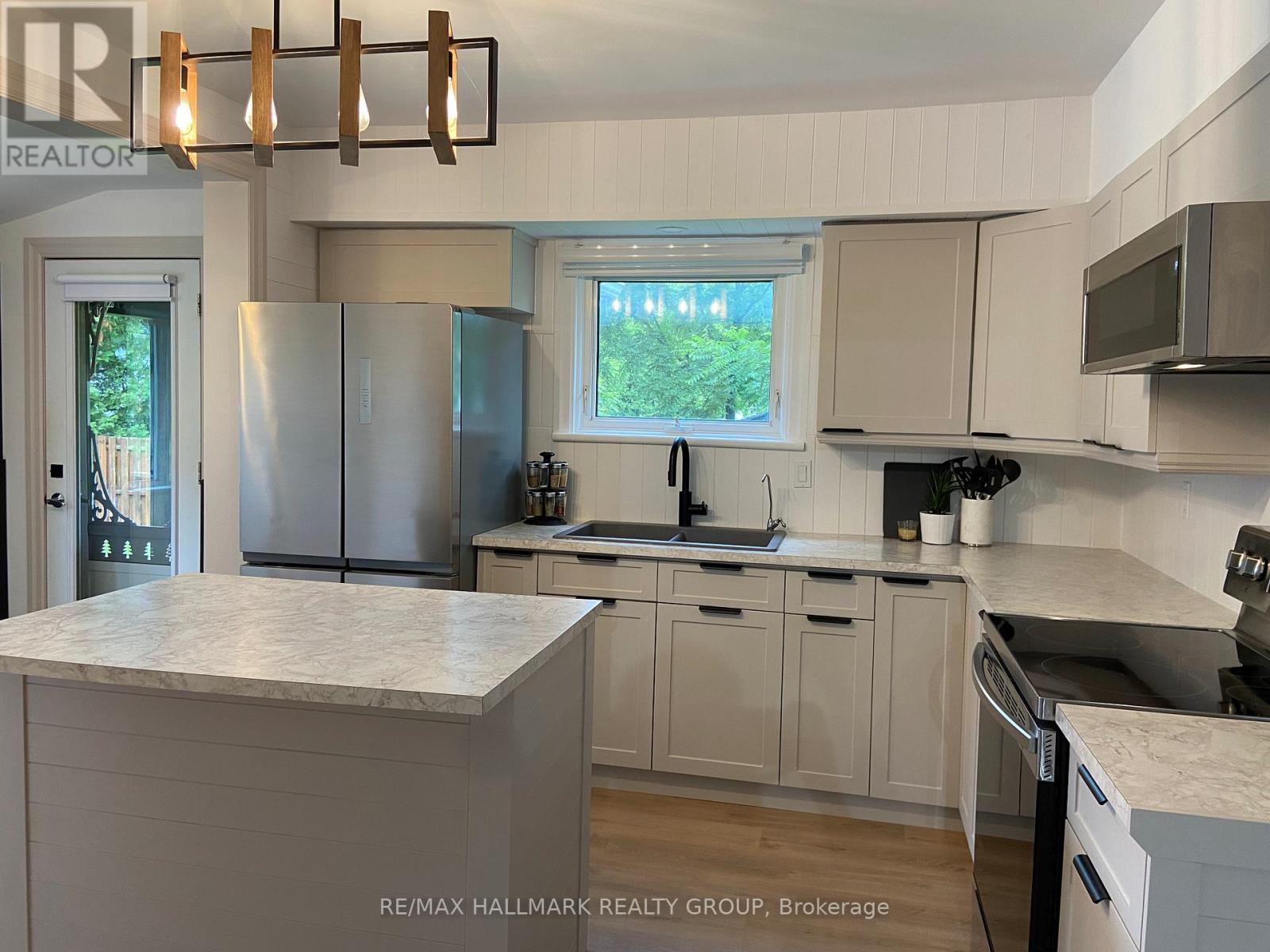 2545 MARKET STREET - 11