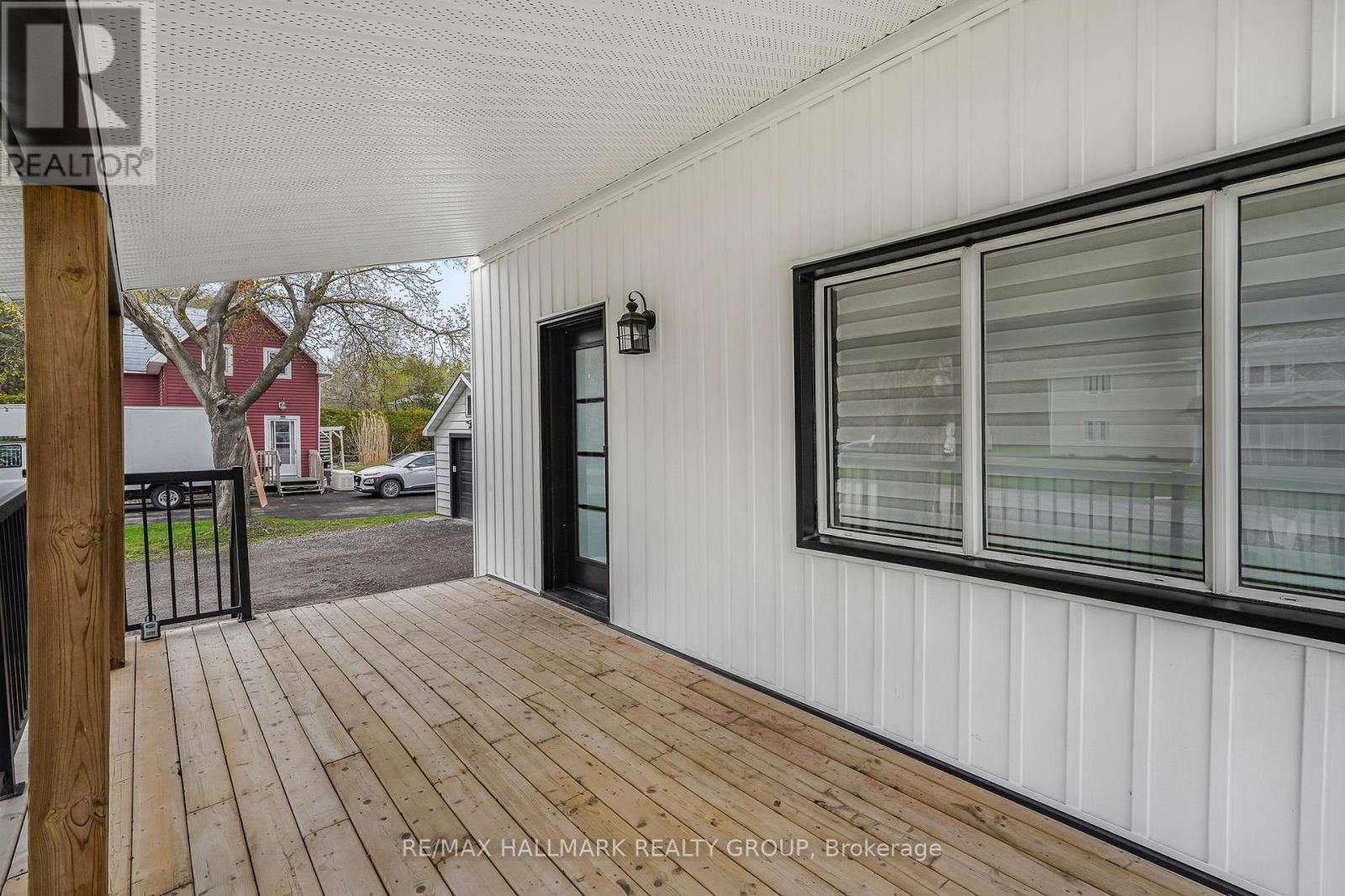 2545 MARKET STREET - 6