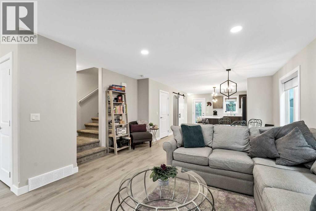 162 Somerset Way SE — photo 10