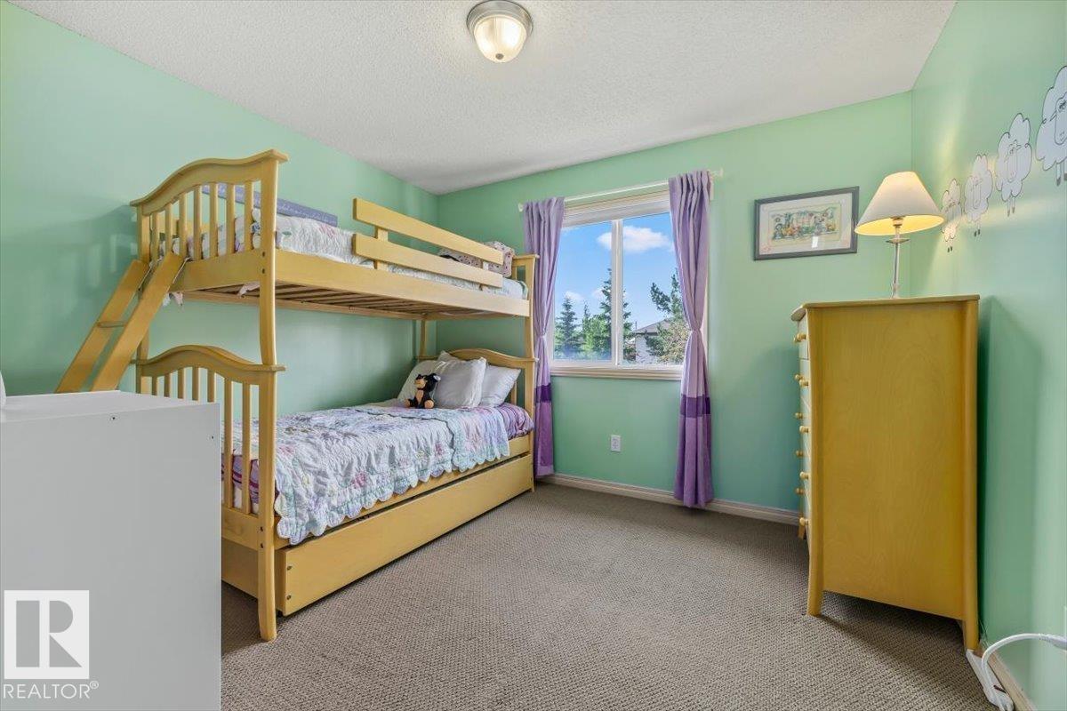 8509 7 AV SW — photo 26