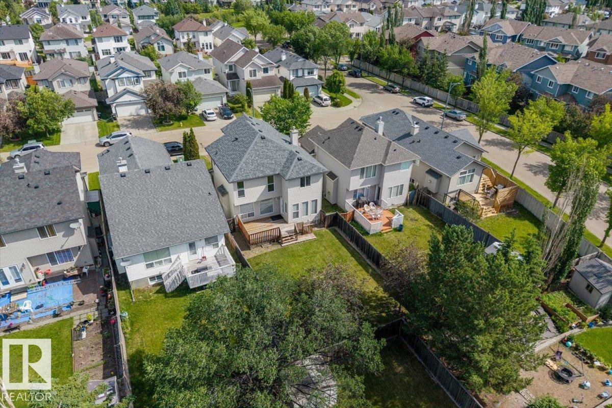 8509 7 AV SW — photo 46