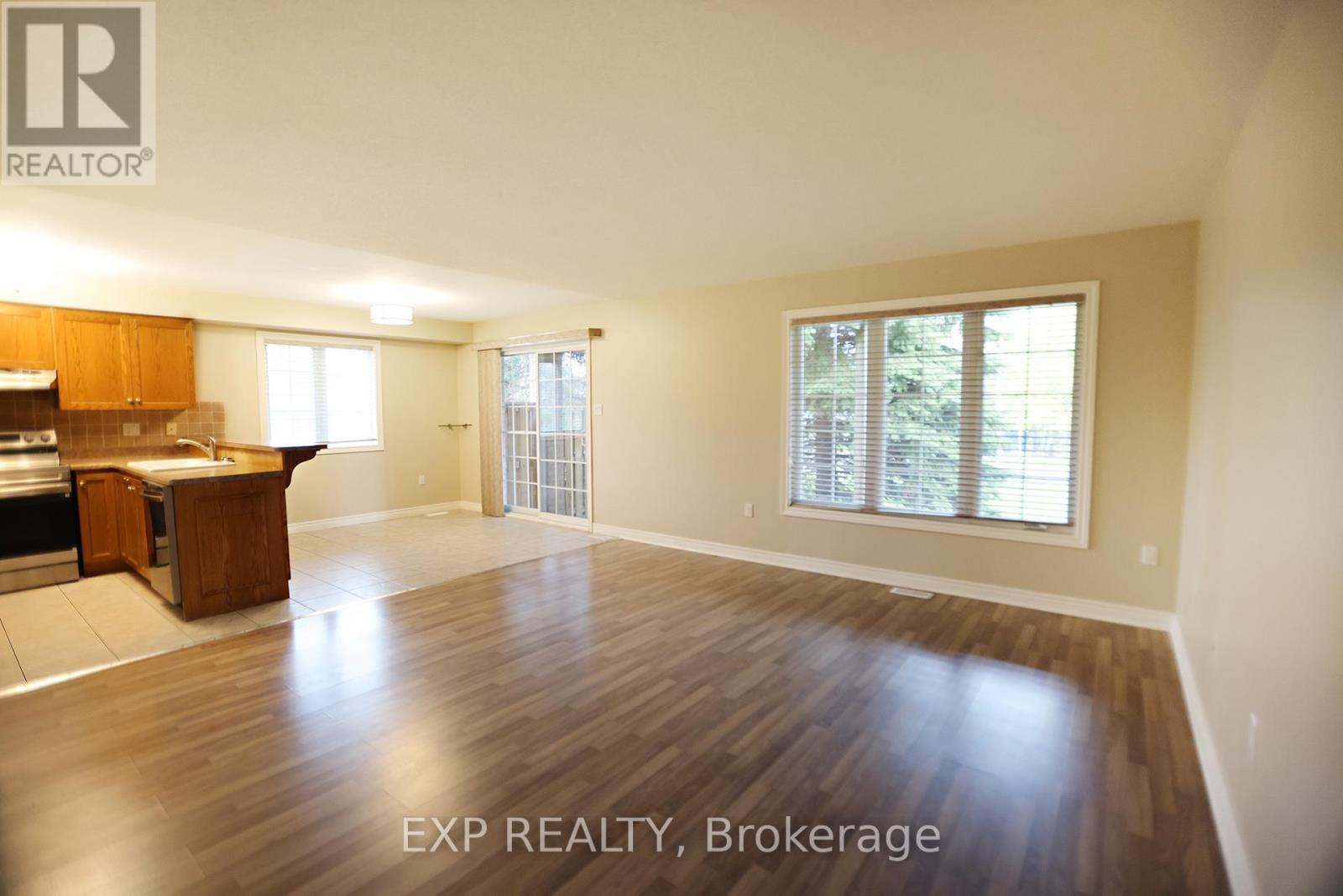 #9 2 HARBOUR DRIVE - 3