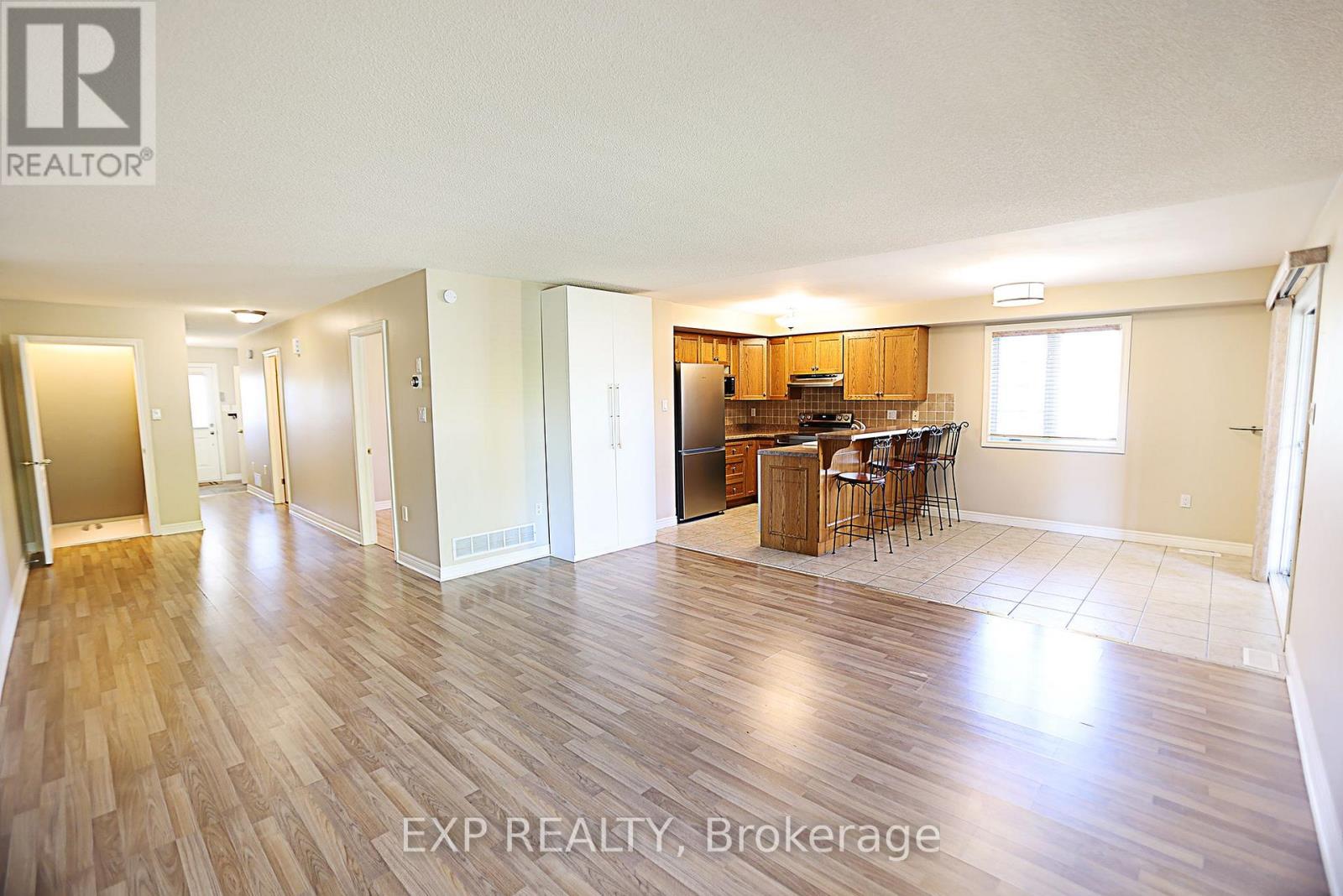 #9 2 HARBOUR DRIVE - 4
