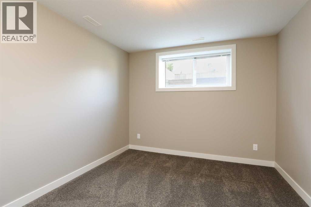 408 11B Street — photo 29
