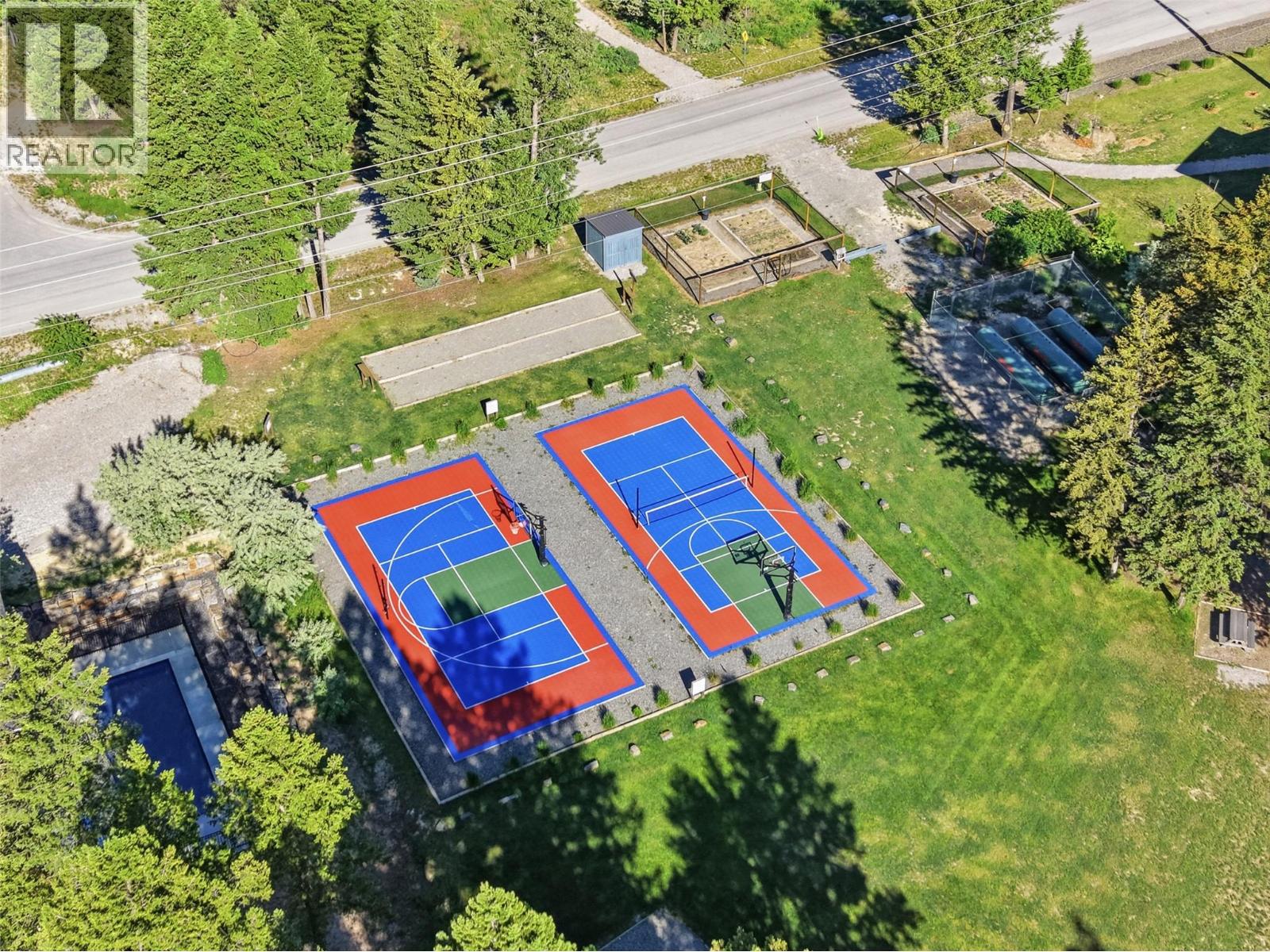 1210 Swansea Crescent - 55