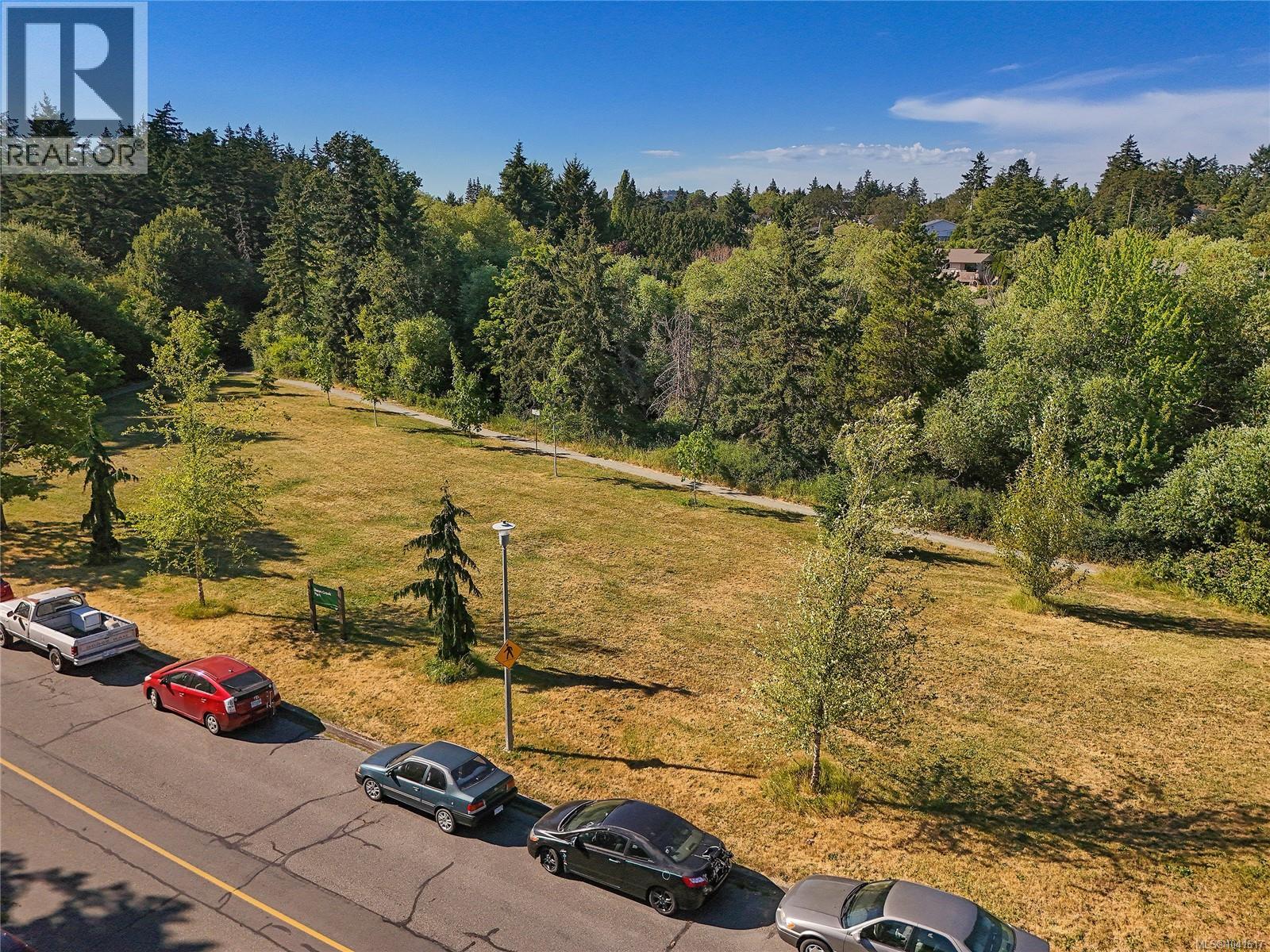 524 Crossandra Cres - 27