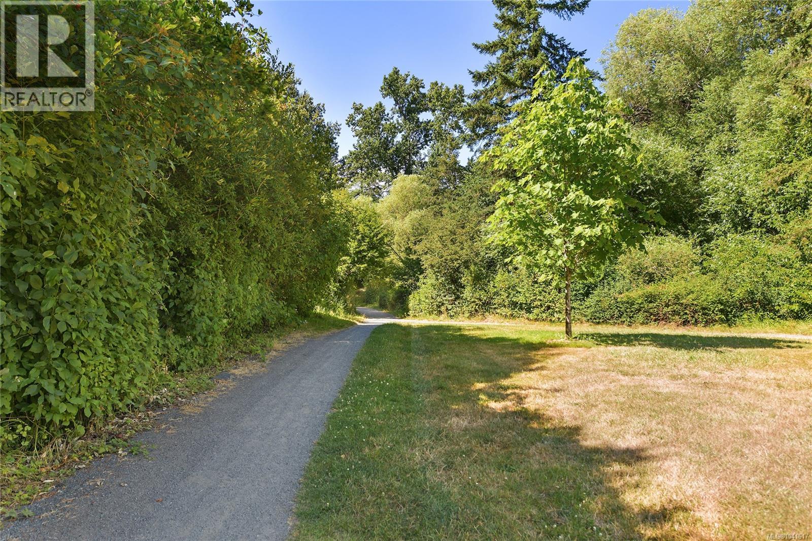 524 Crossandra Cres - 26