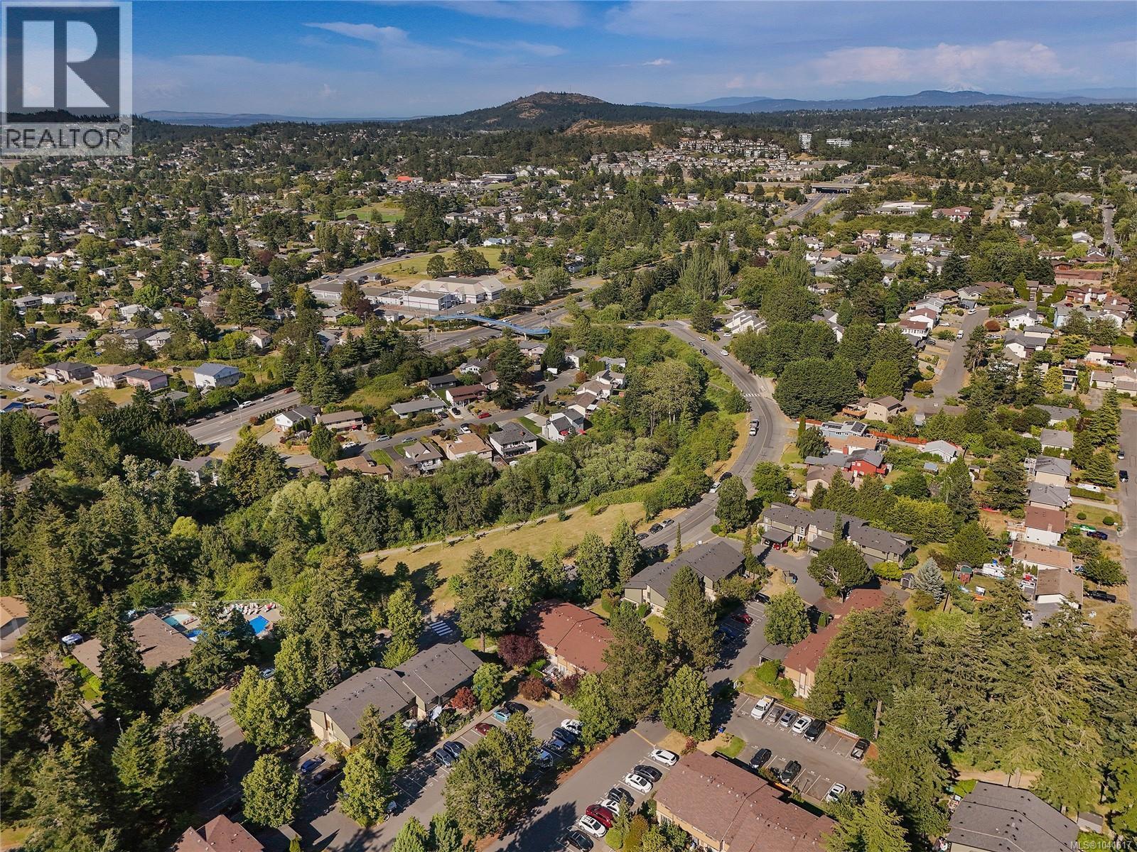 524 Crossandra Cres - 30