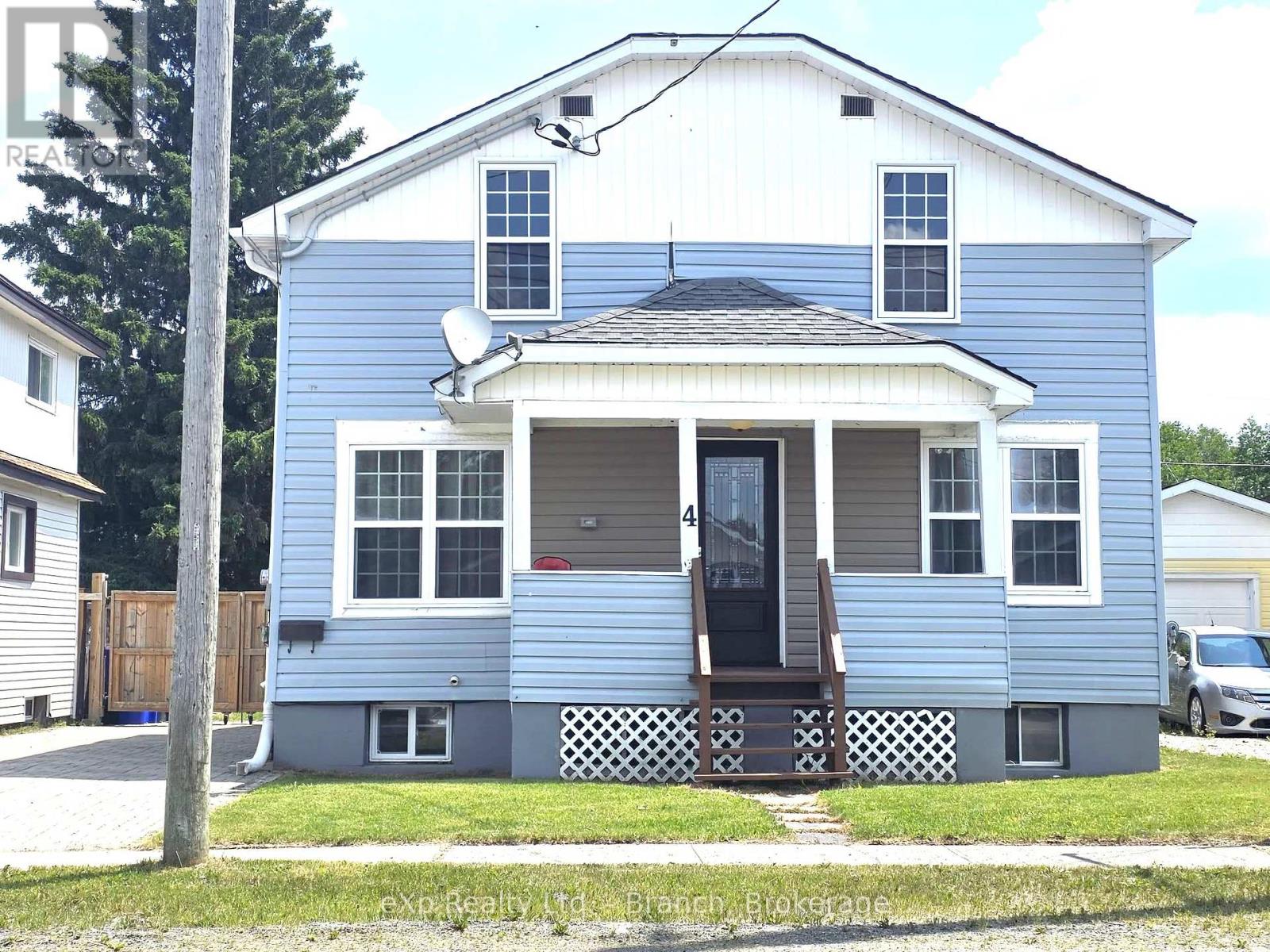 4 BARON STREET - 2