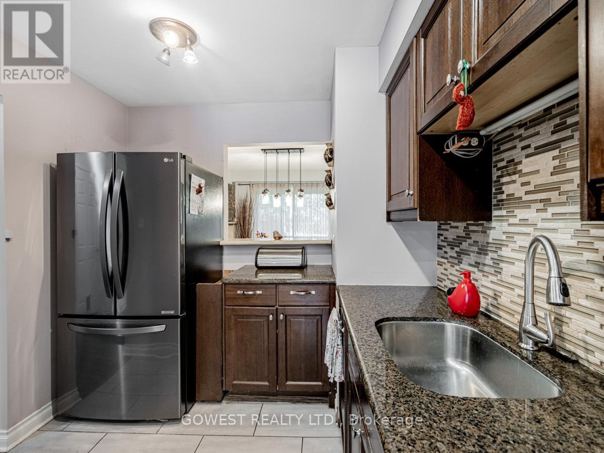 #31 3050 ORLEANS ROAD - 23