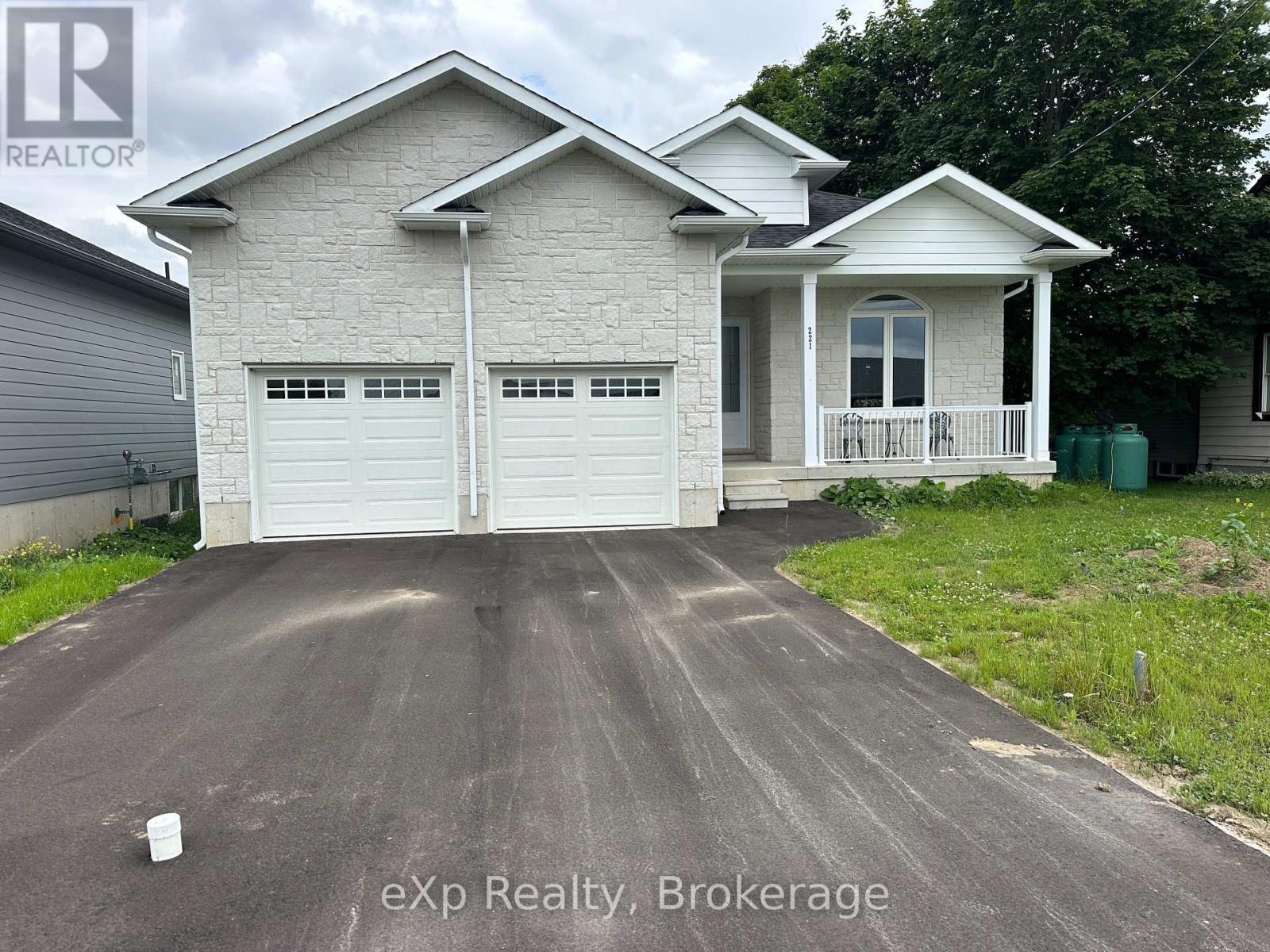 221 FORLER STREET - 1