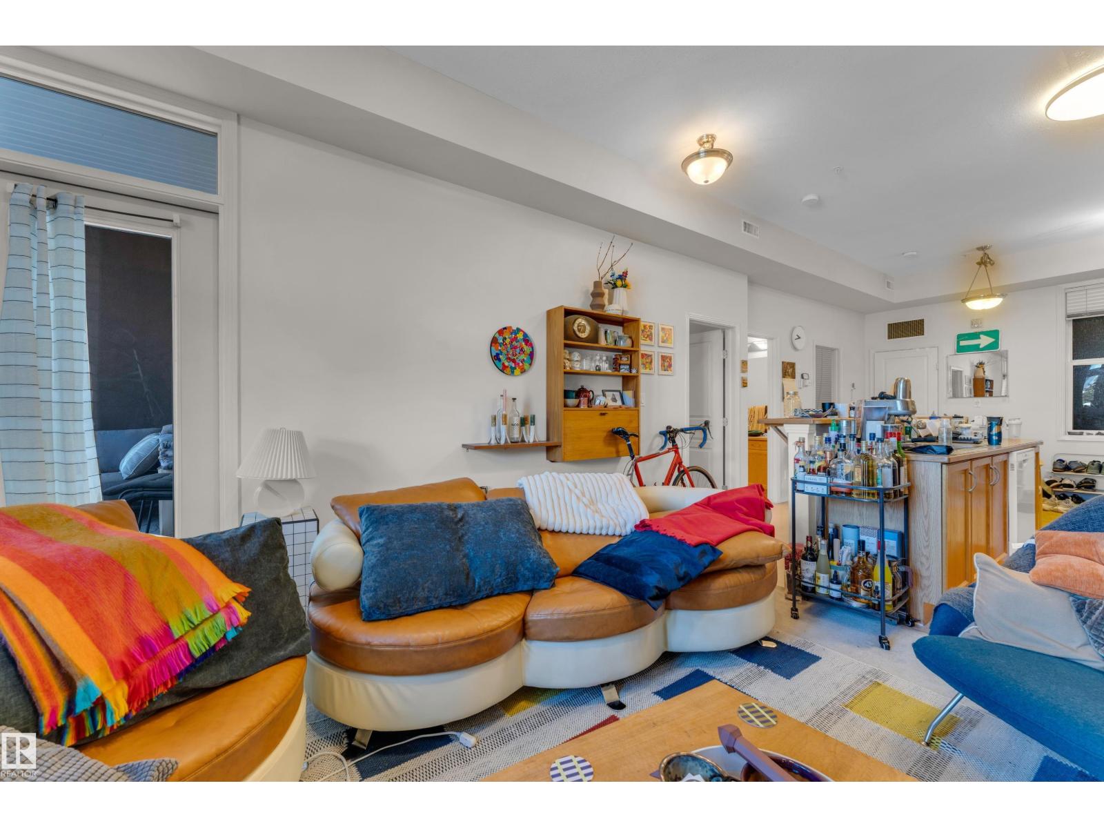 #129 10407 122 ST NW - 17