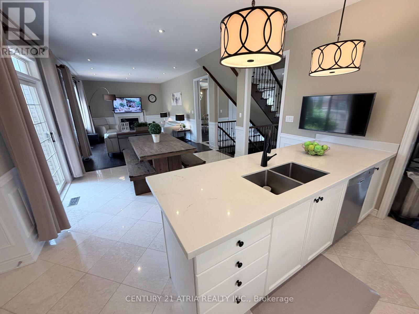 6 CRESCENT PARK LANE - 17