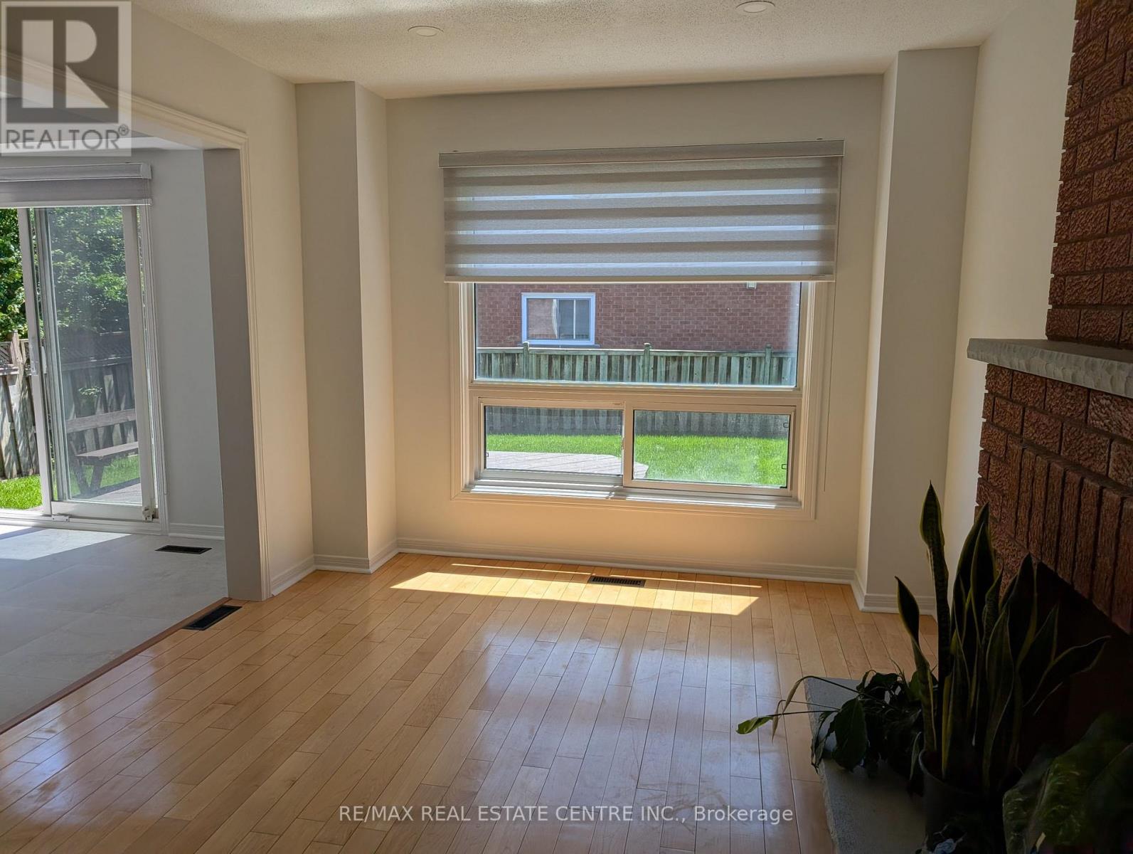 796 BUCKINGHAM COURT - 44