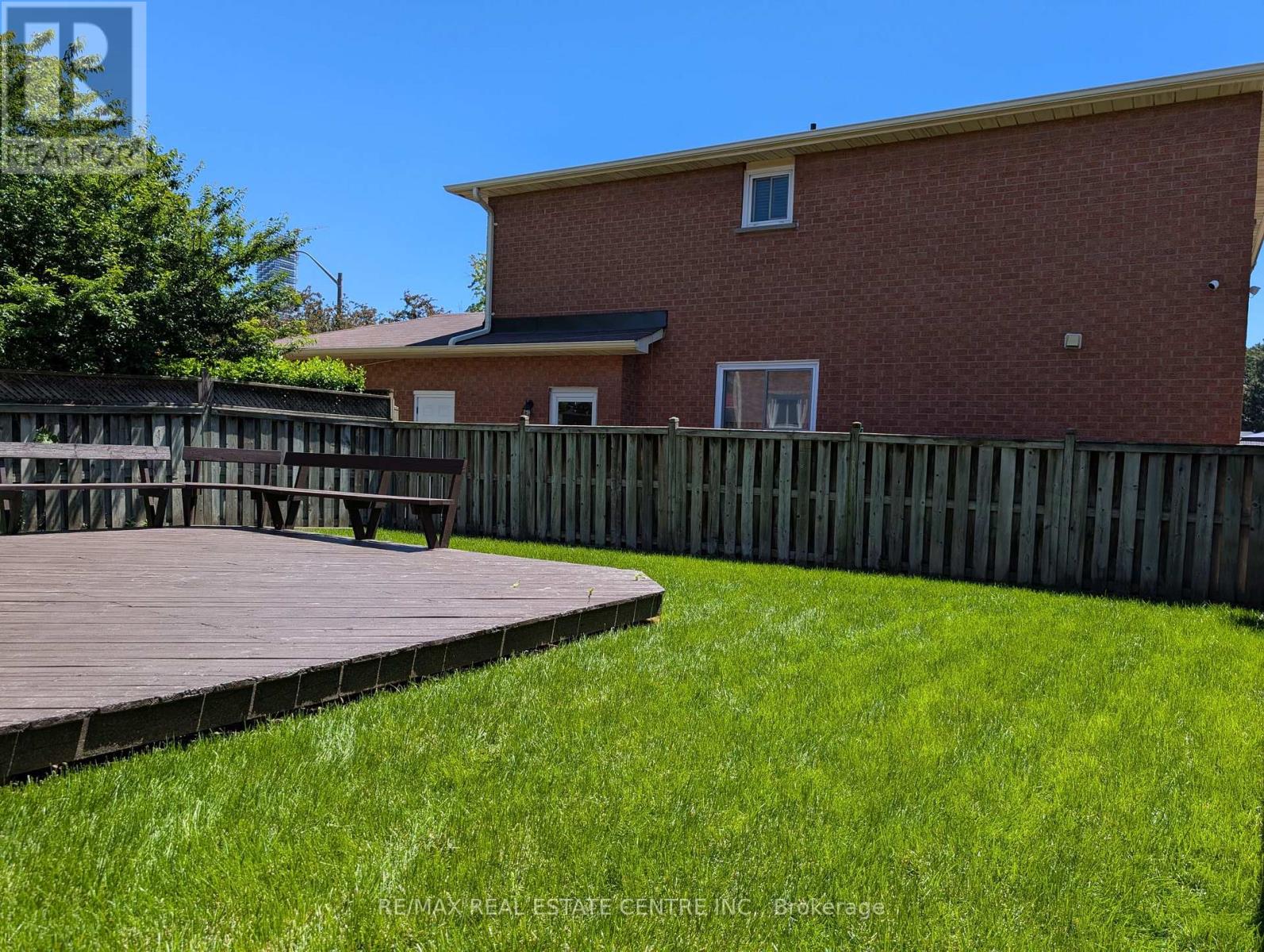 796 BUCKINGHAM COURT - 50