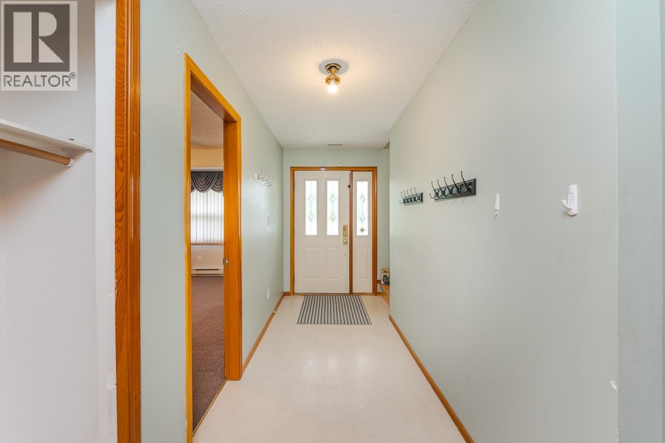 633 JOHNSON STREET - 16