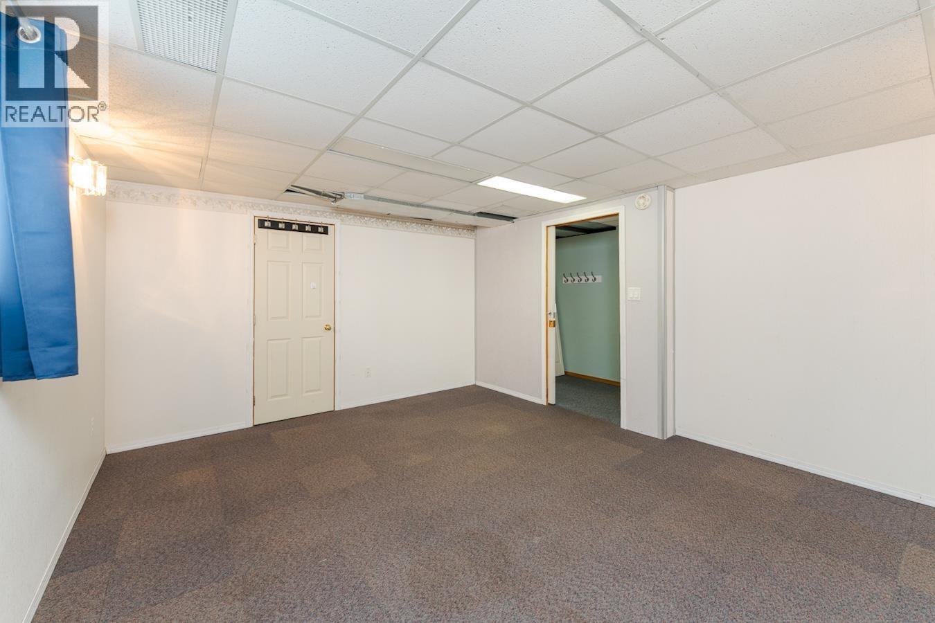 633 JOHNSON STREET - 29