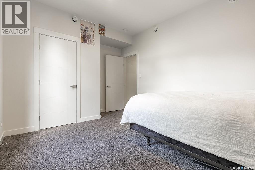 1302 Edward AVENUE — photo 15