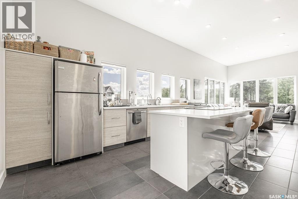 1302 Edward AVENUE — photo 32