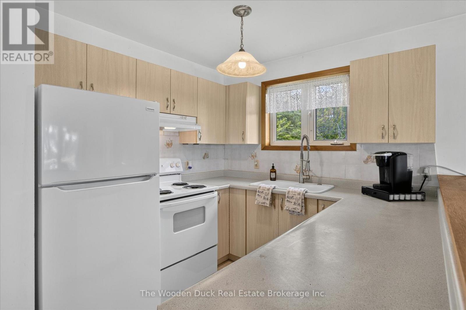1119 HUMPHRIES LINE - 19