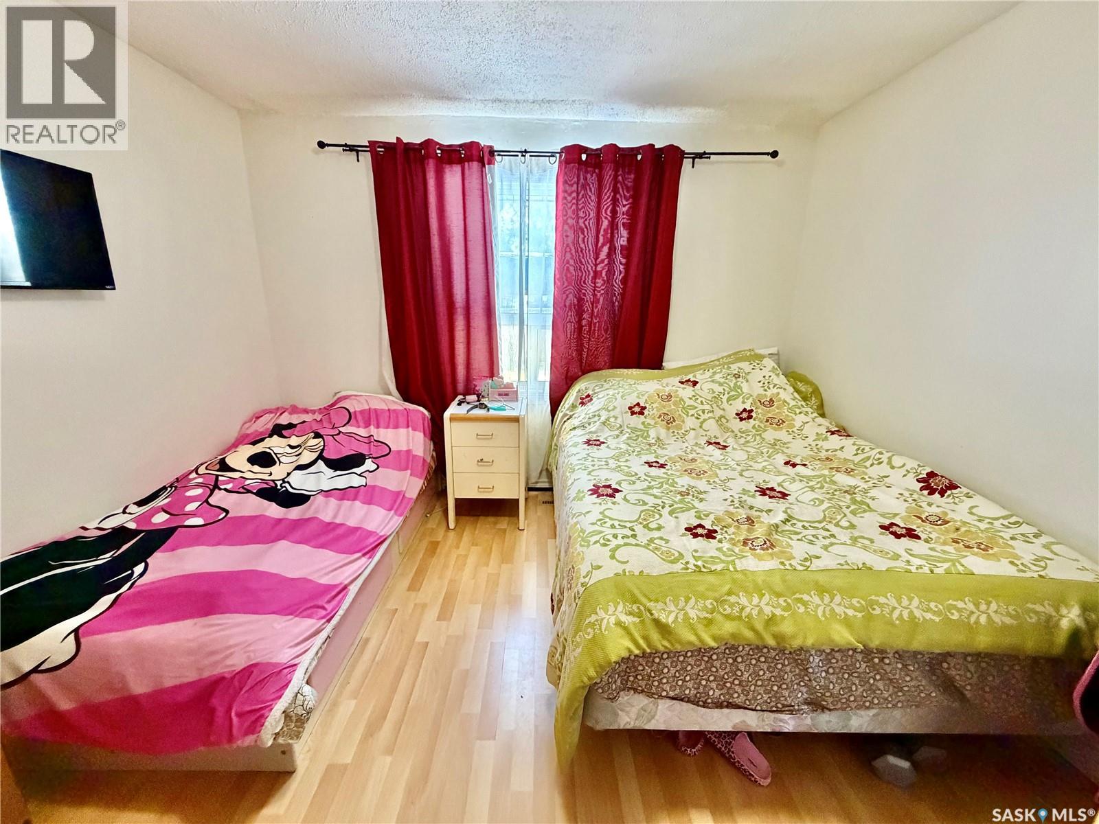 85 13th AVENUE SE - 7