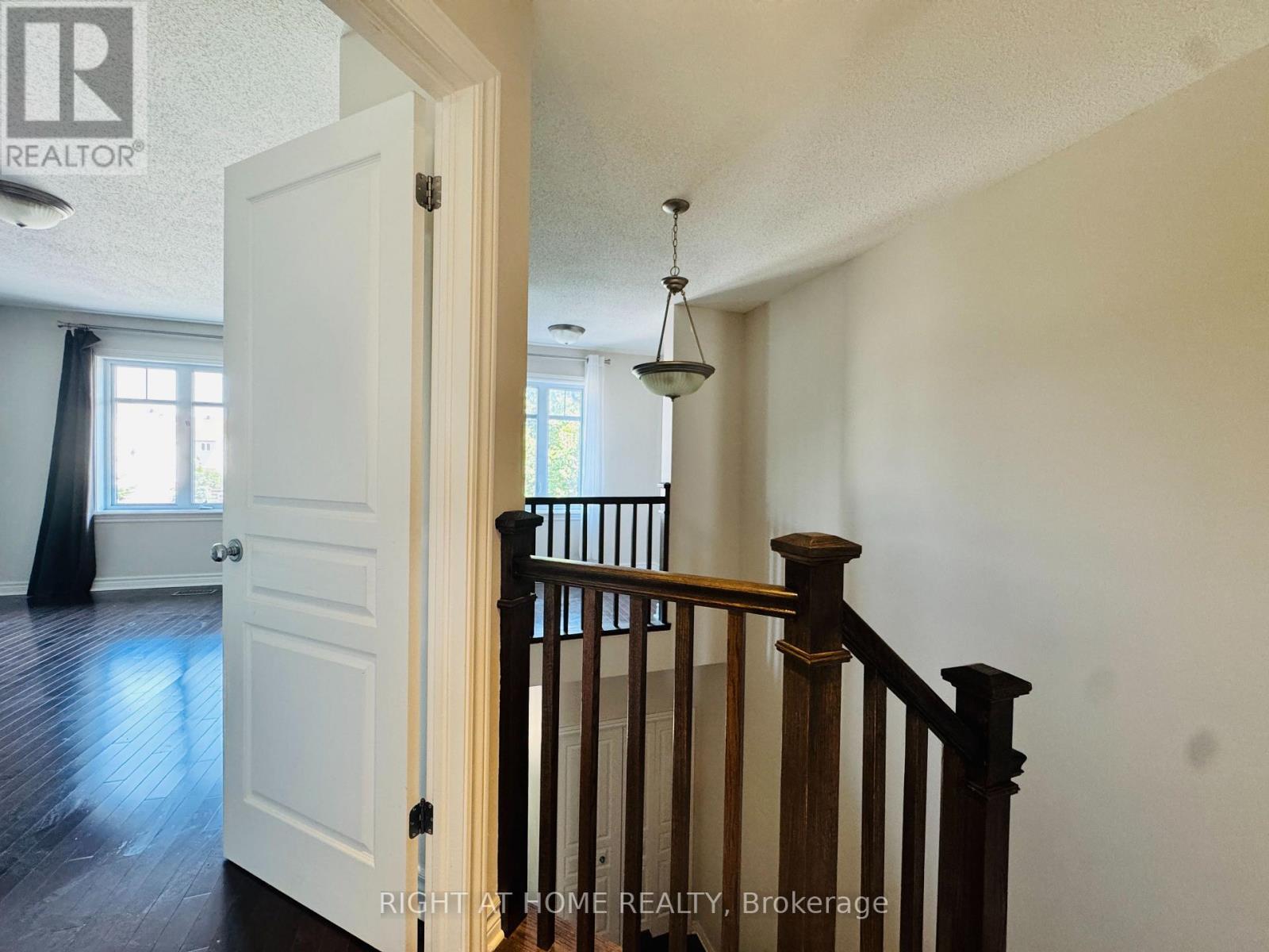 3 Bed, 3 Bath House for Rent in Ottawa – 204 BADGELEY AVENUE, Ottawa – MLS# X13499136 - Image 12