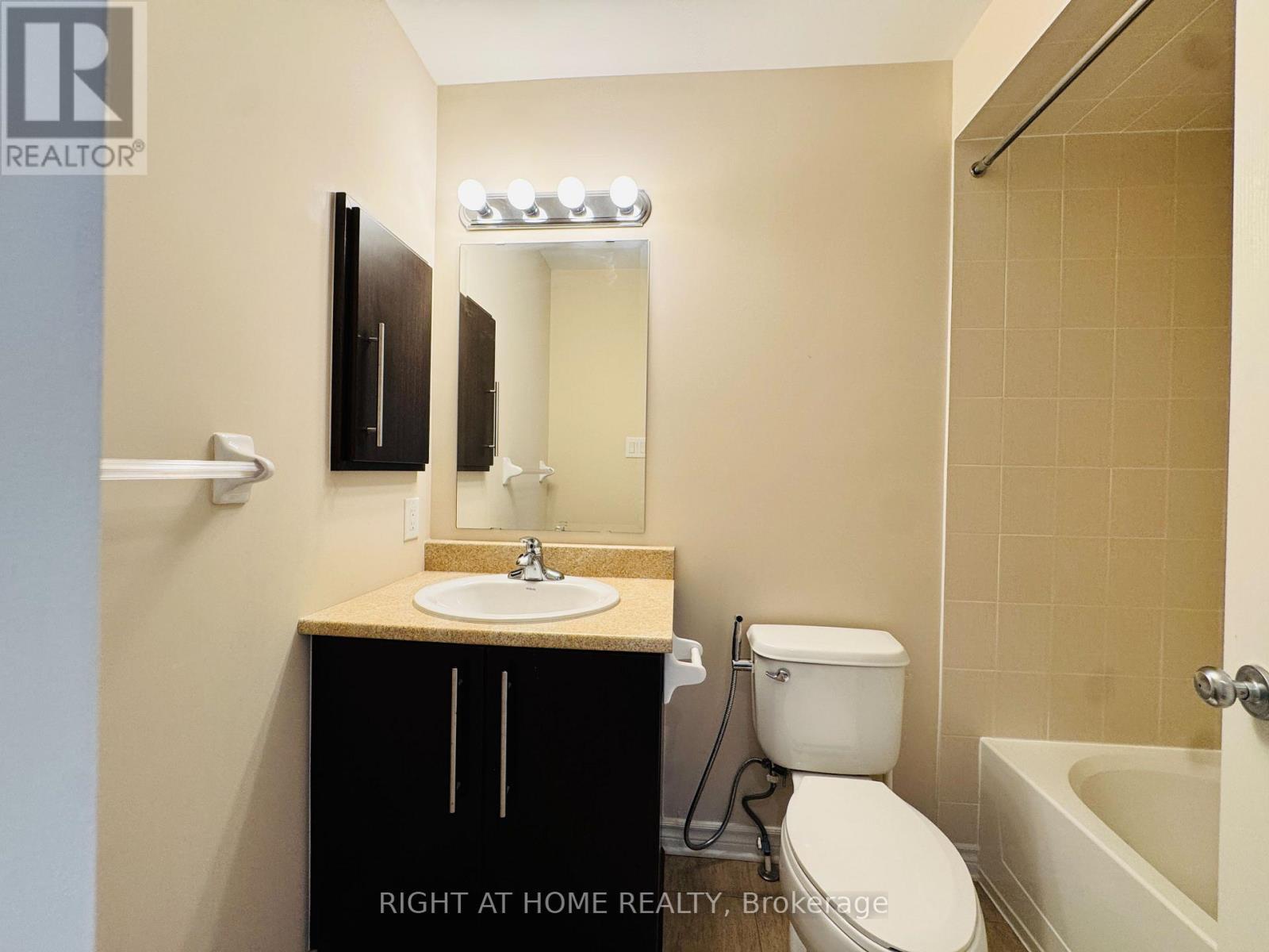 3 Bed, 3 Bath House for Rent in Ottawa – 204 BADGELEY AVENUE, Ottawa – MLS# X13499136 - Image 18