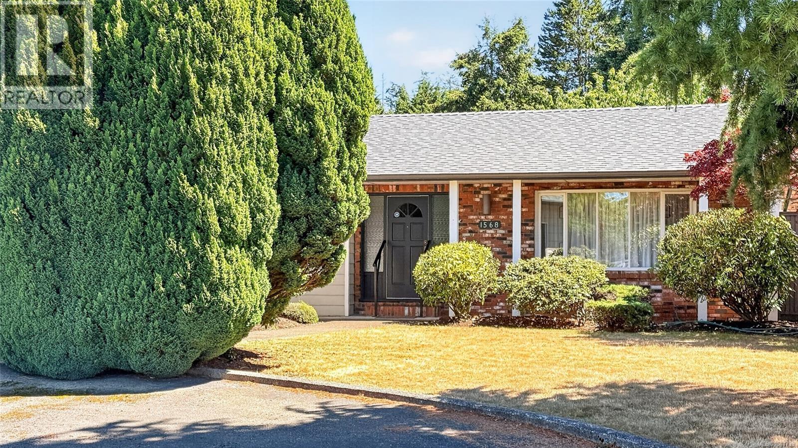 1568 Marine Cir - 2