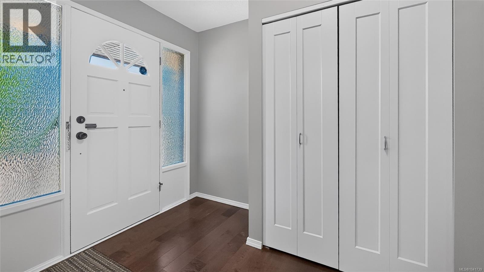 1568 Marine Cir - 8
