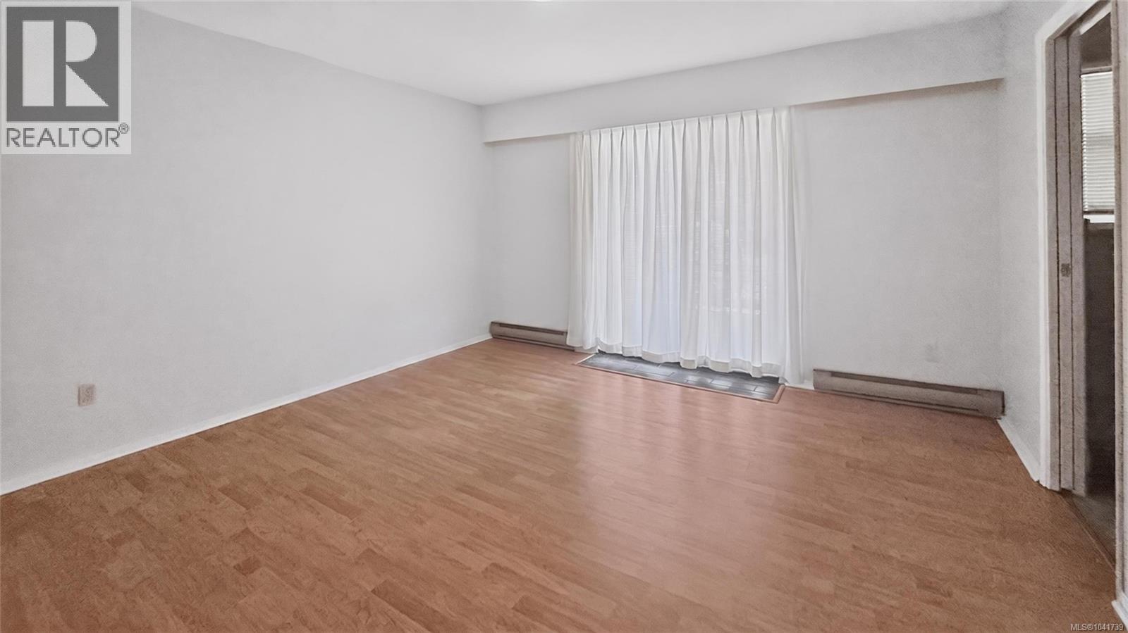 1568 Marine Cir - 28