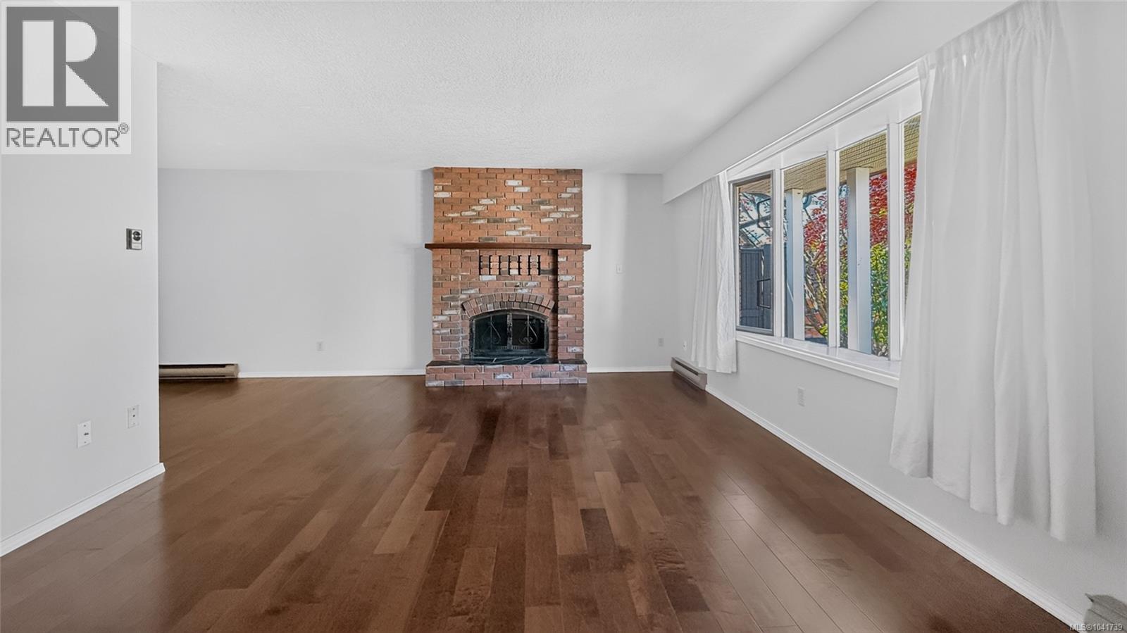 1568 Marine Cir - 15
