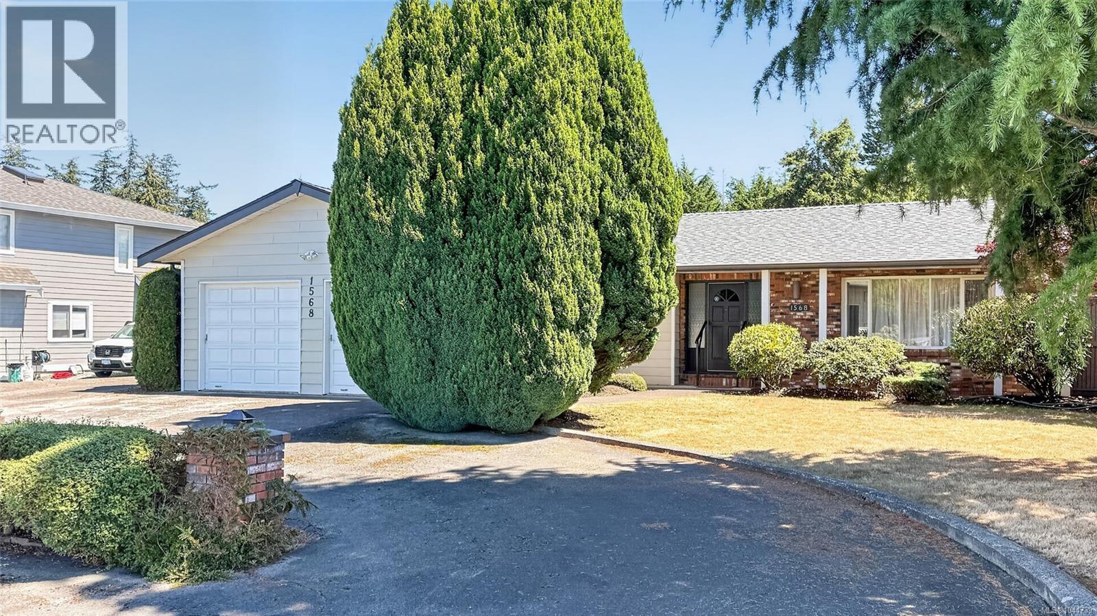 1568 Marine Cir - 1