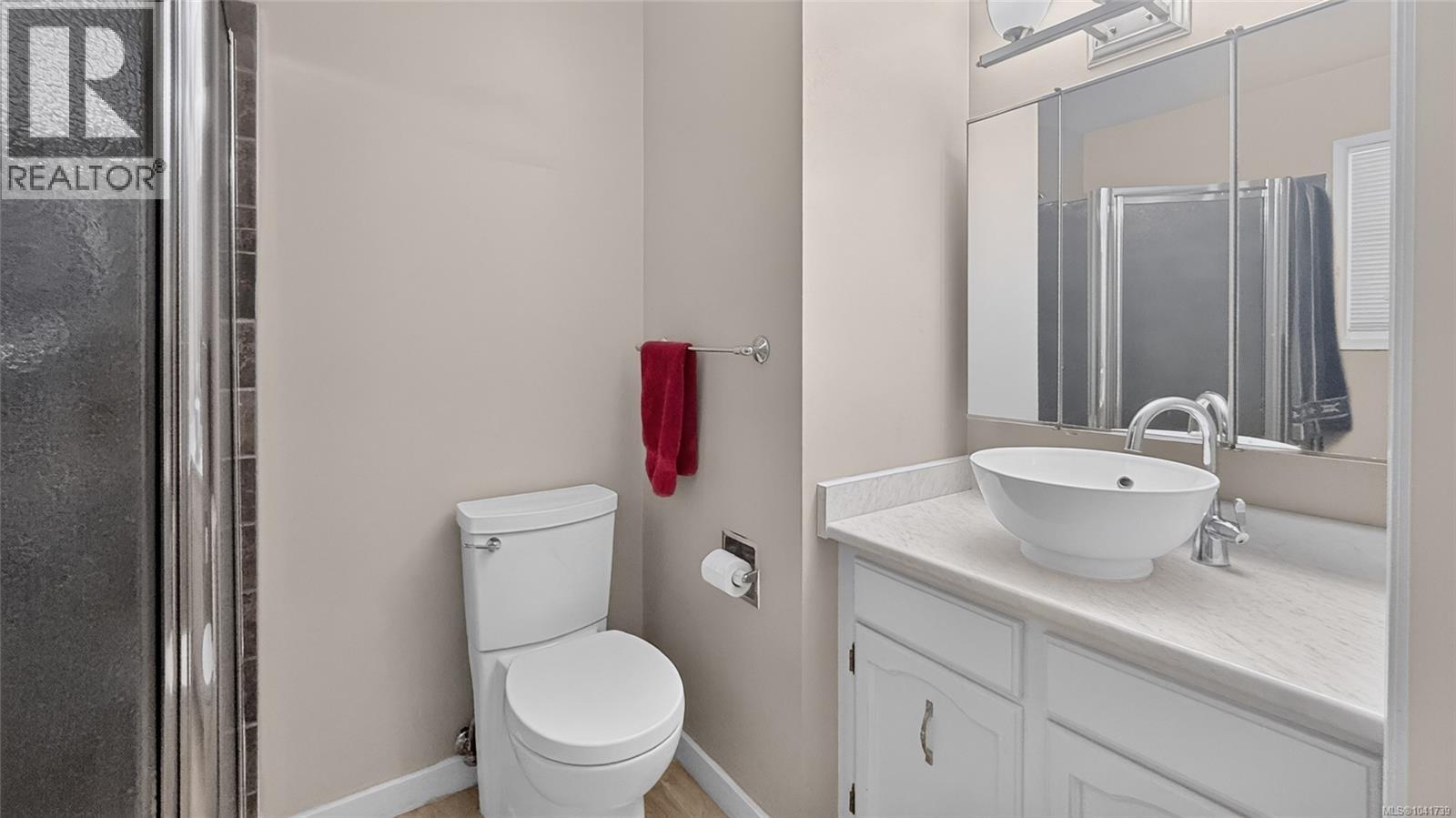 1568 Marine Cir - 25