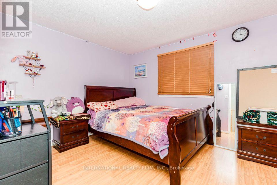 26 SANDMERE AVENUE - 16