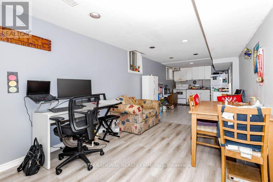 26 SANDMERE AVENUE - 18