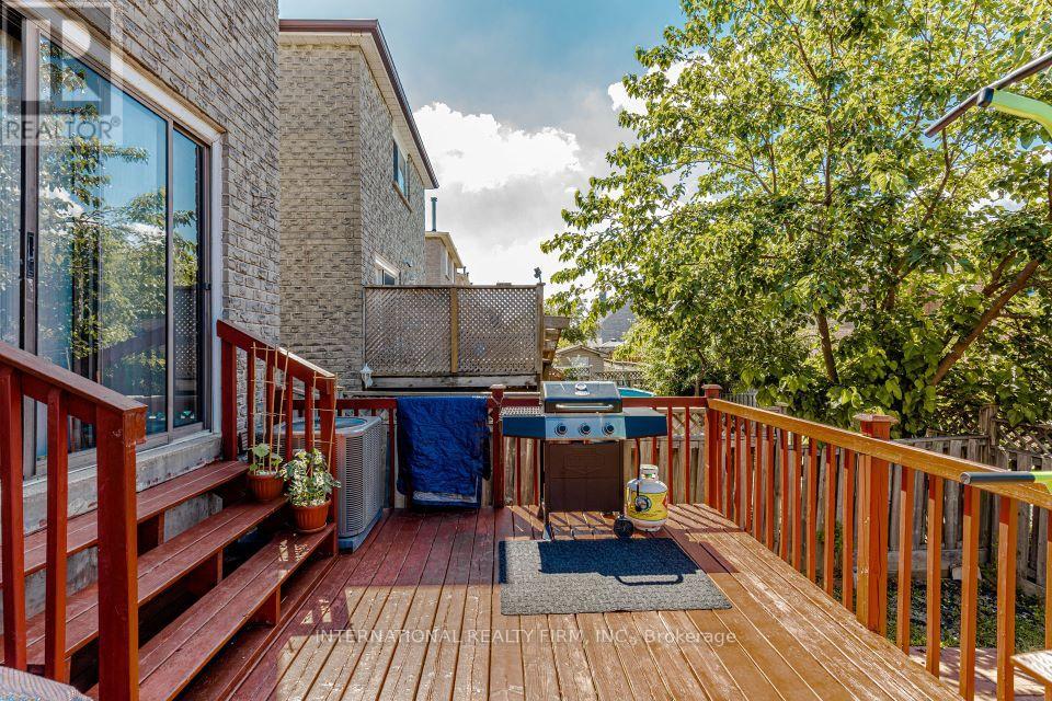 26 SANDMERE AVENUE - 21