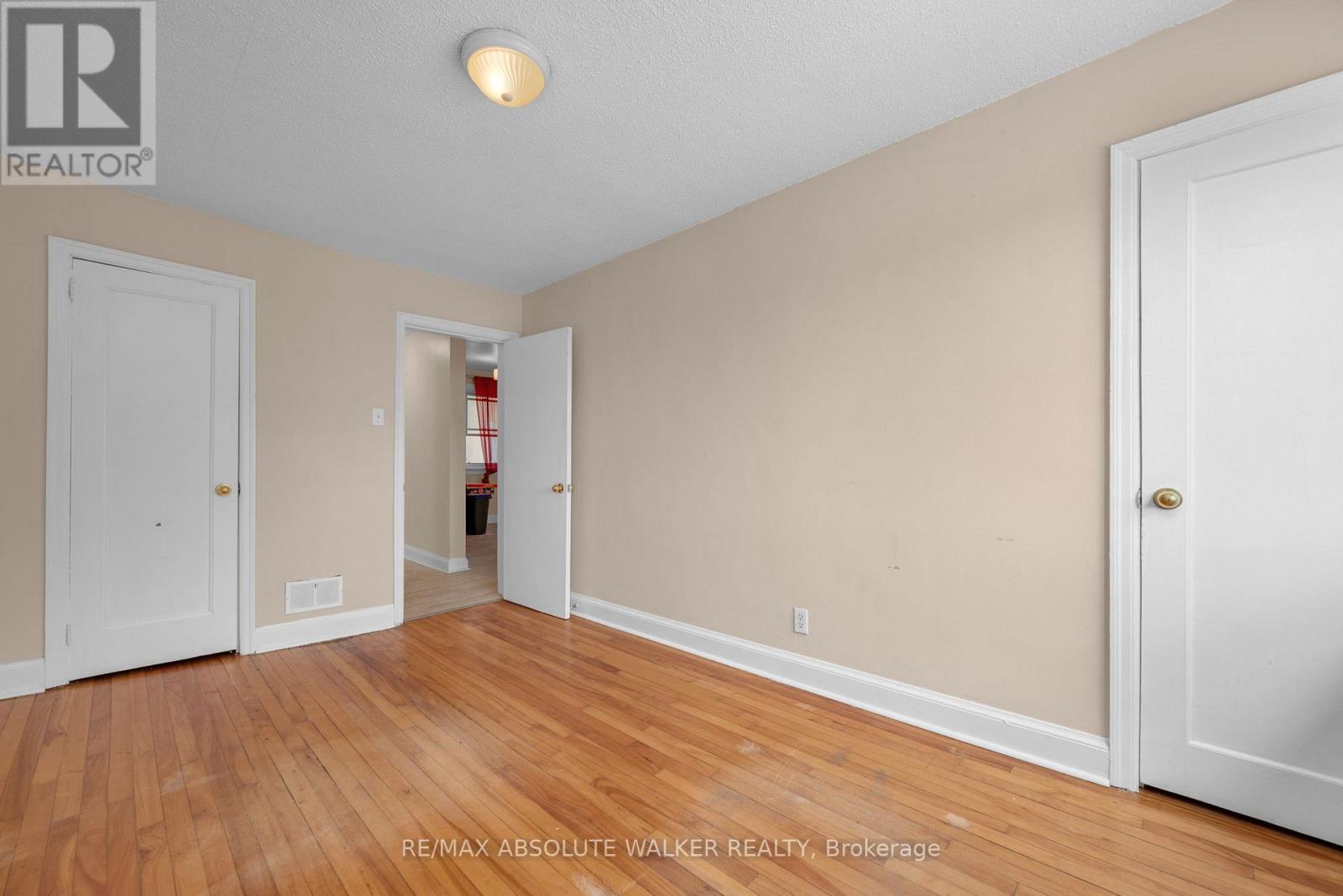 3 – 131 DAGMAR AVENUE, Ottawa, ON. Home613. By Peter Sagos - Image 18