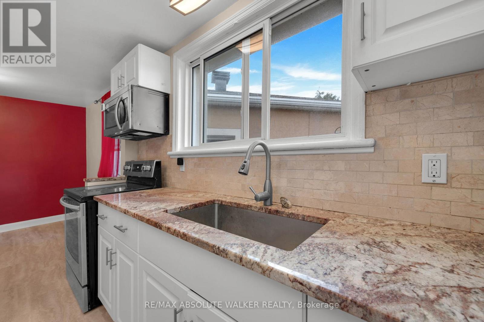 3 – 131 DAGMAR AVENUE, Ottawa, ON. Home613. By Peter Sagos - Image 8