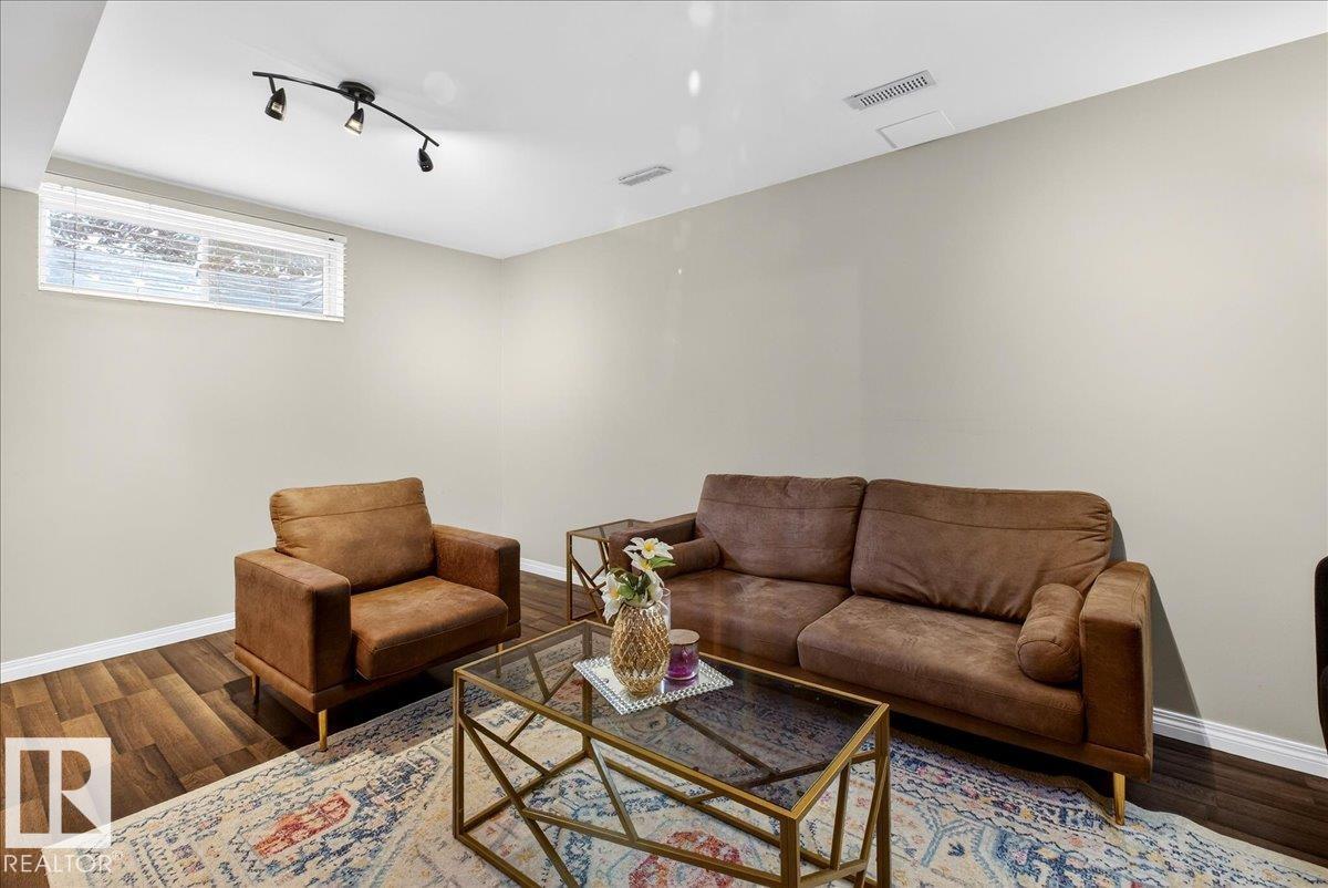 #47 230 EDWARDS DR SW - 45