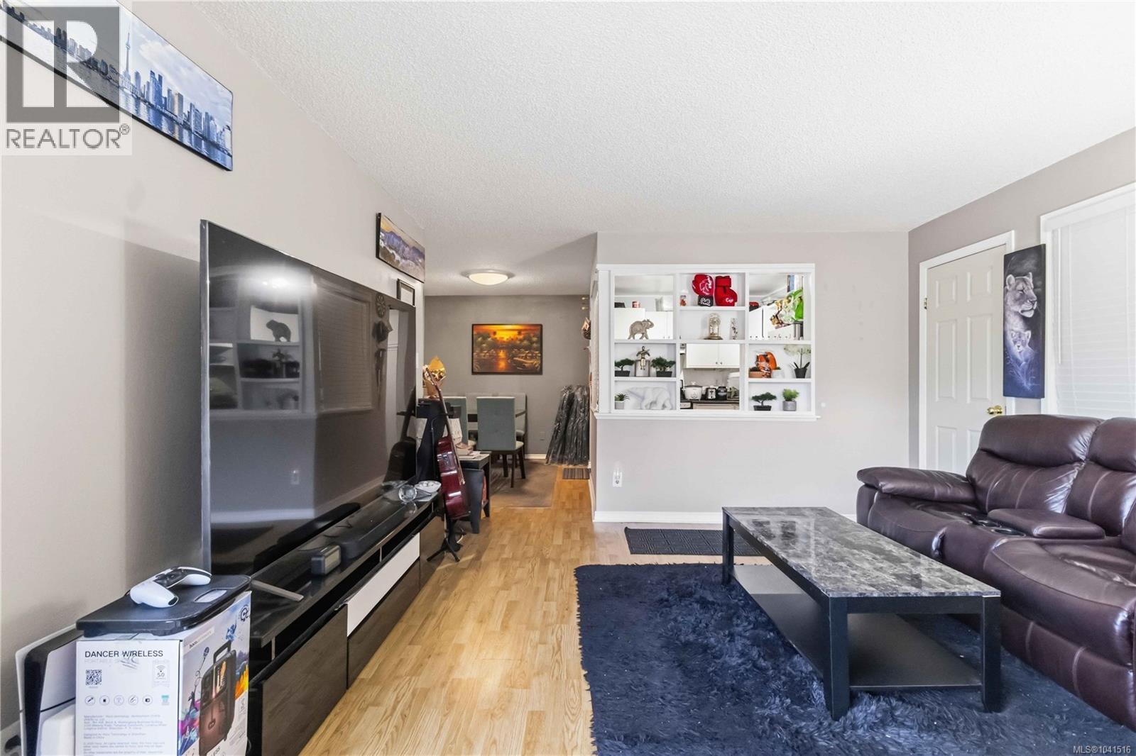 #306 1525 Hillside Ave - Image 8