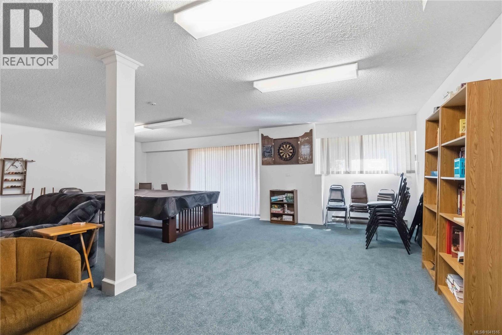 #306 1525 Hillside Ave - 23