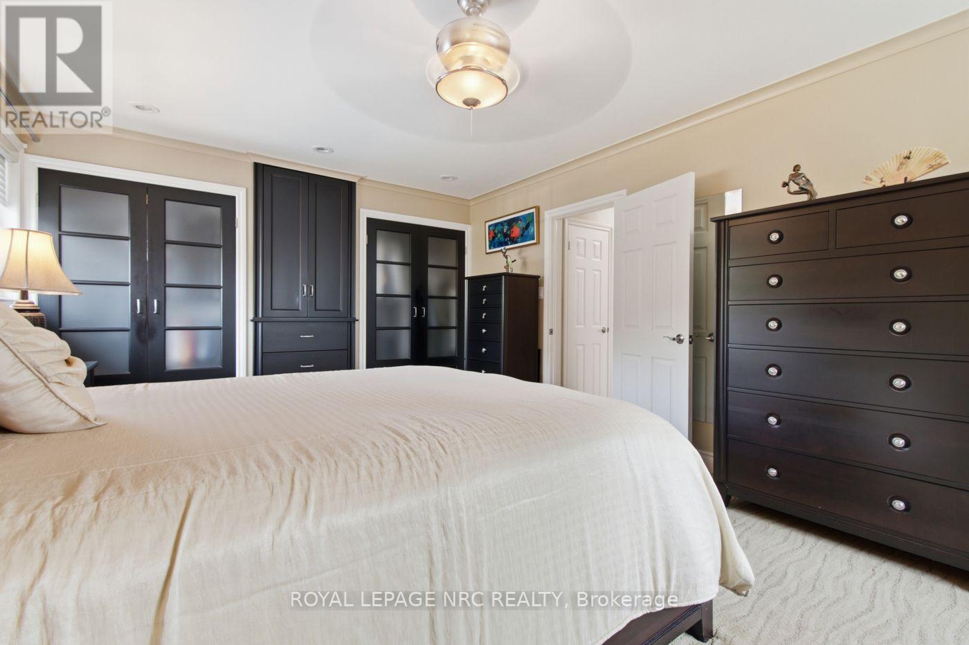 7 KING'S GRANT COURT W - 14