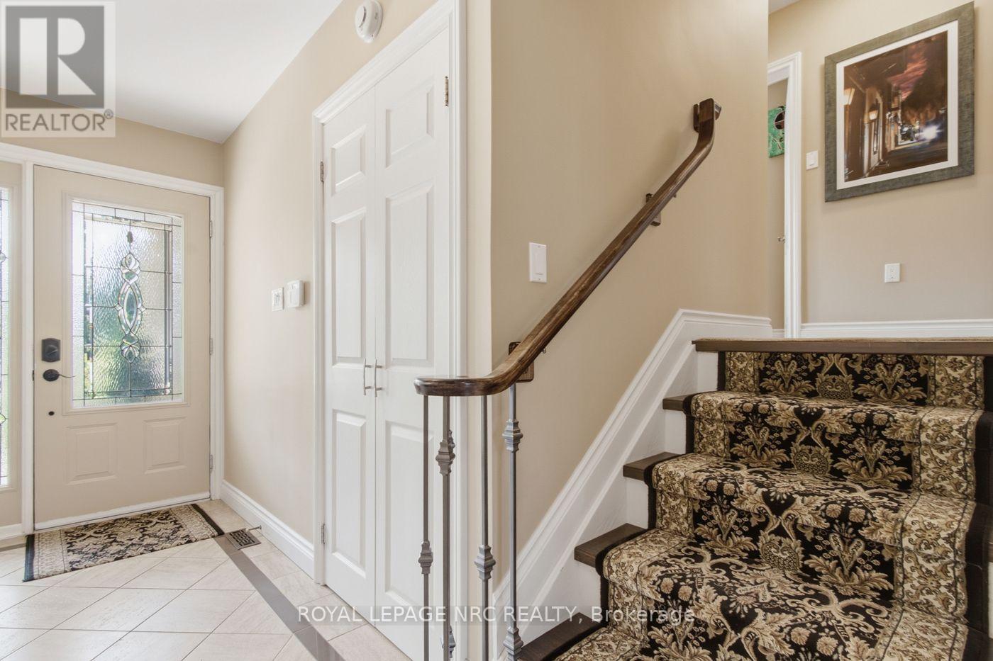 7 KING'S GRANT COURT W - 2