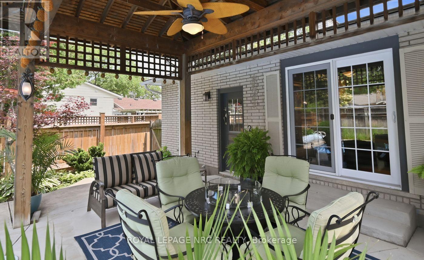 7 KING'S GRANT COURT W - 34