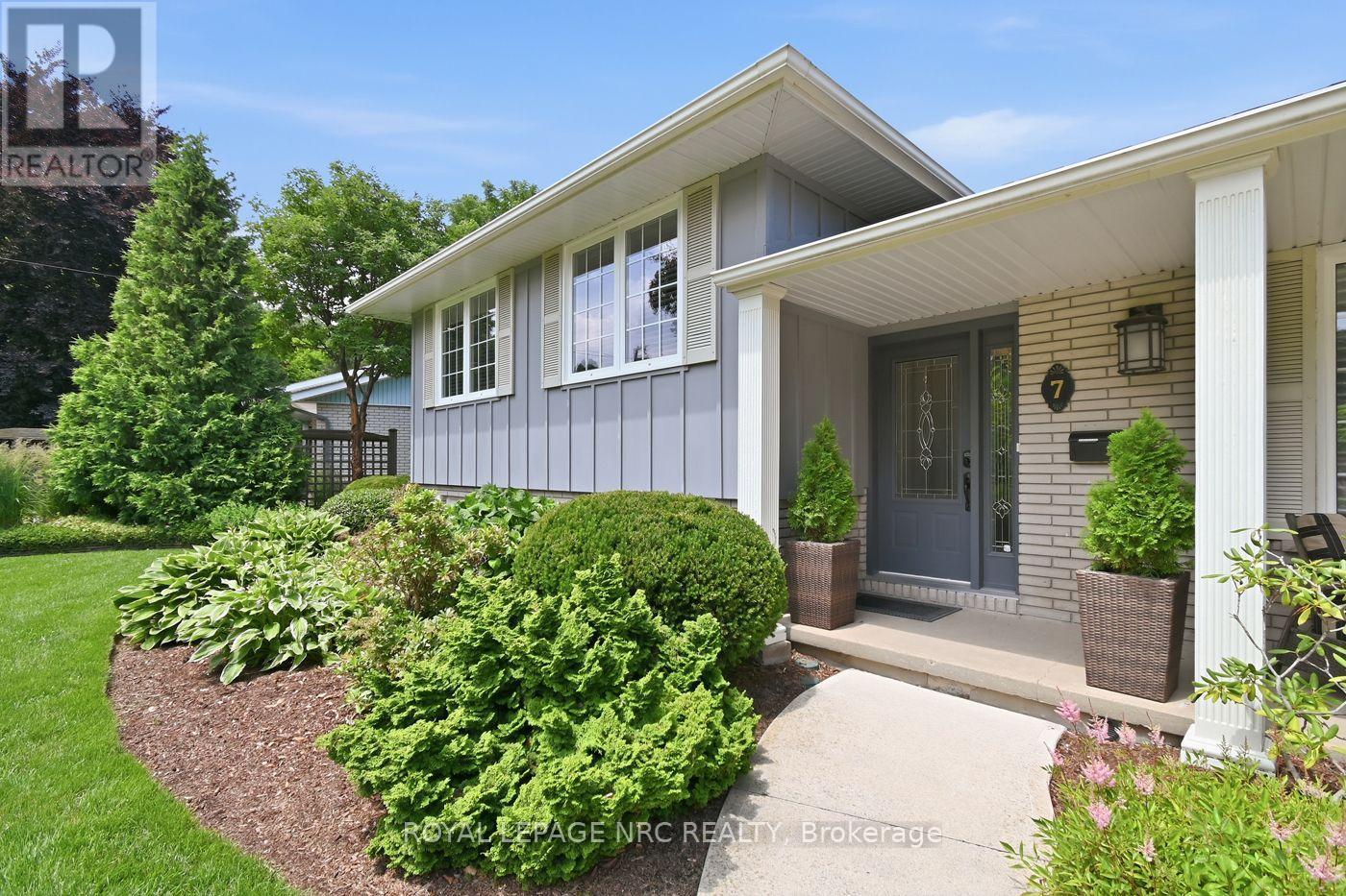 7 KING'S GRANT COURT W - 43