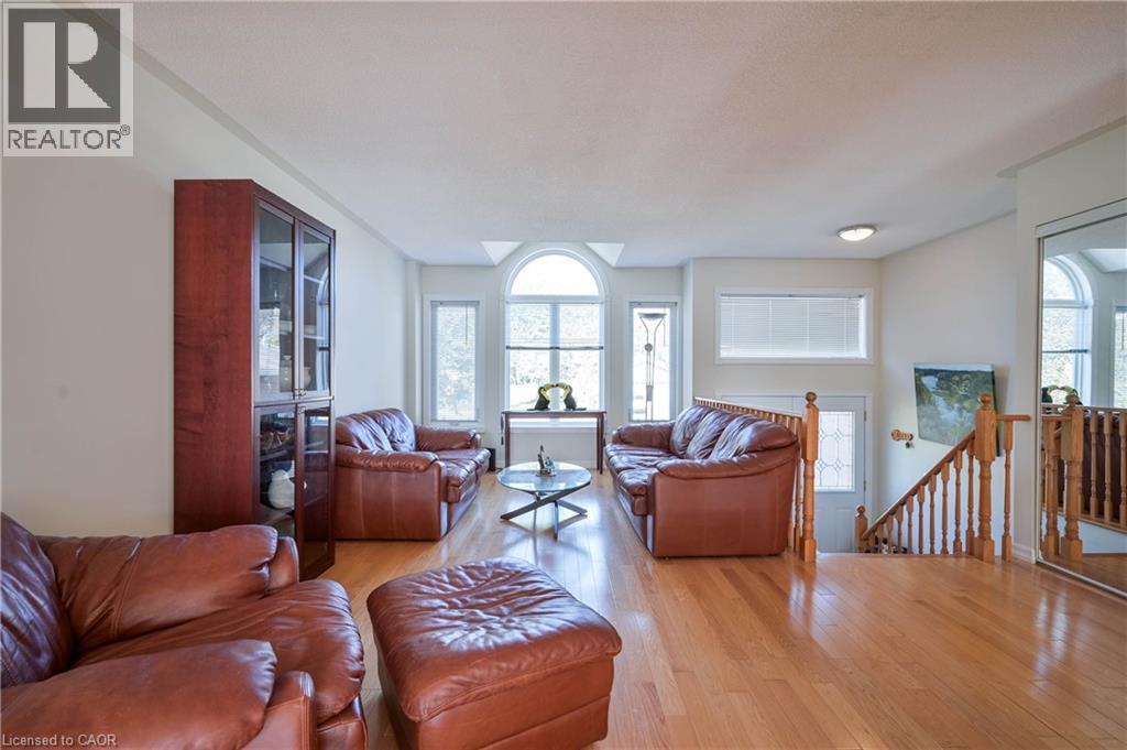12 LANGEVIN Drive - 15