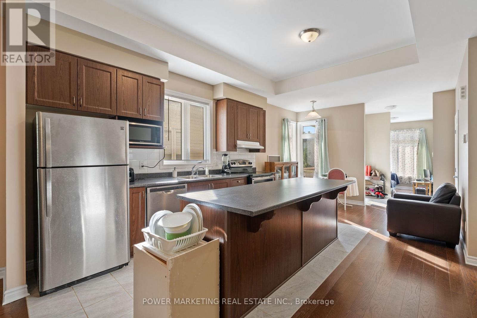 6356 RENAUD ROAD - 10